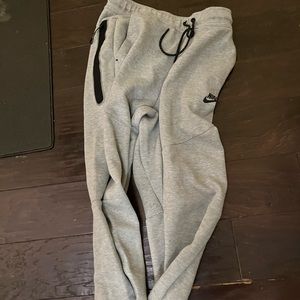 grey nike tech pants